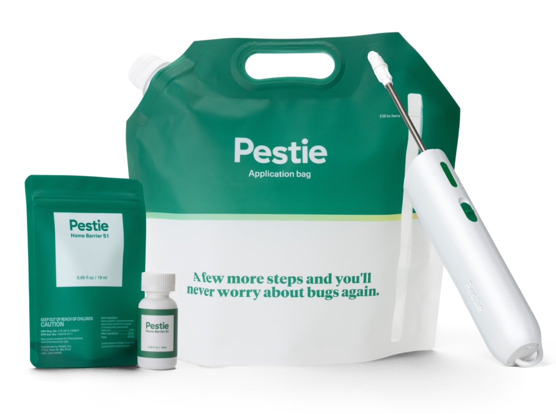 Pestie Smart Pest Plan application bag, pesticide, and sprayer product shot.